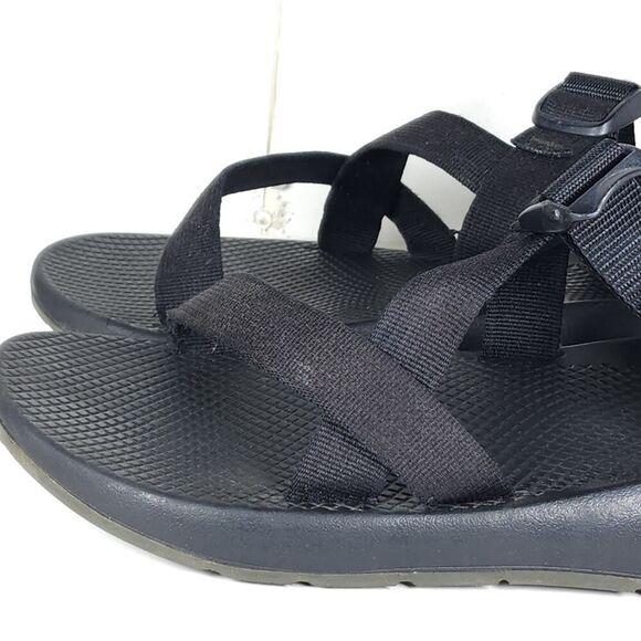 Chaco Men's Z Cloud Size US11 Black Strappy Outdoor Sport Sandals Shoes - Picture 13 of 16